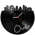 Wanduhr aus Vinyl Skyline Osaka
