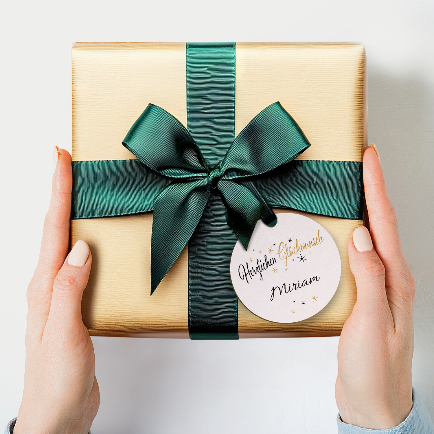 Geschenkanhänger aus Holz - Herzlichen Glückwunsch - Personalisiert mit Namen