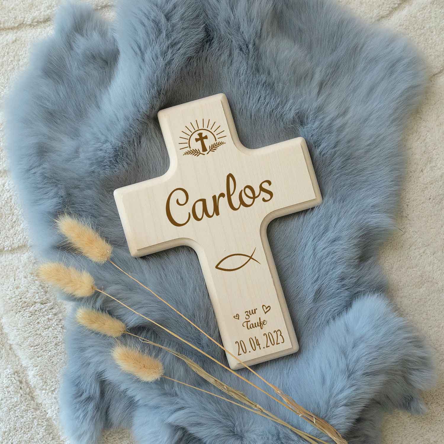 Holzkreuz mit Gravur - Für Kinder zu versch. Anlässen - Personalisierbar mit Namen & Datum