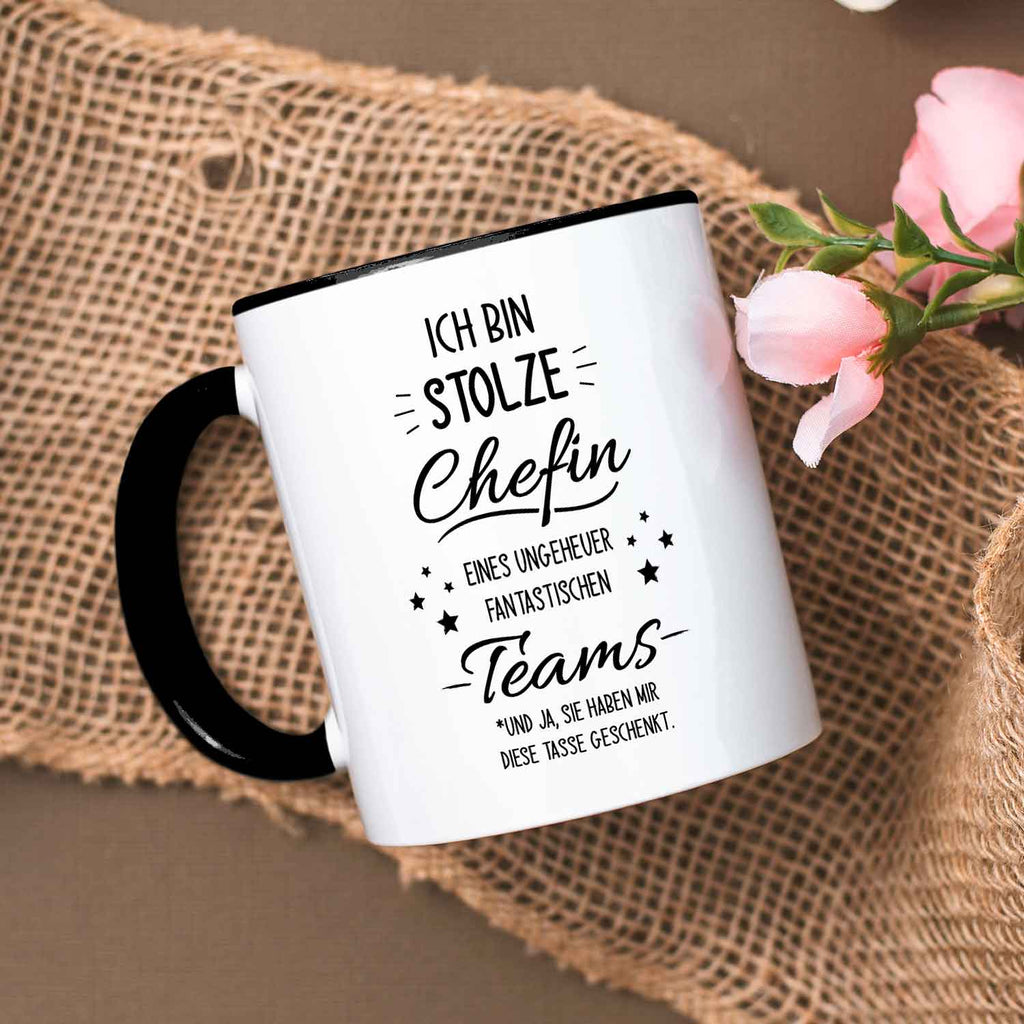 Bedruckte Tasse mit Spruch Stolze Chefin