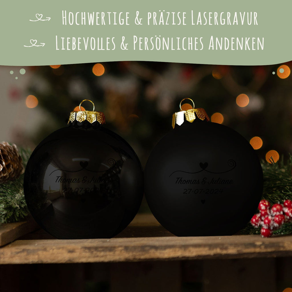 Gravierte Weihnachtskugel - Paar verliebt
