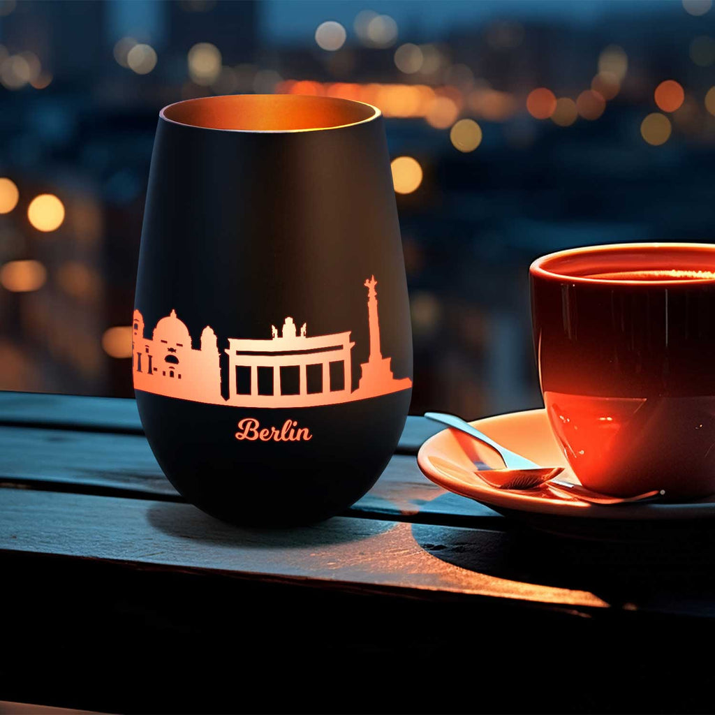 Deko Windlicht aus Glas mit Gravur - Skyline Berlin
