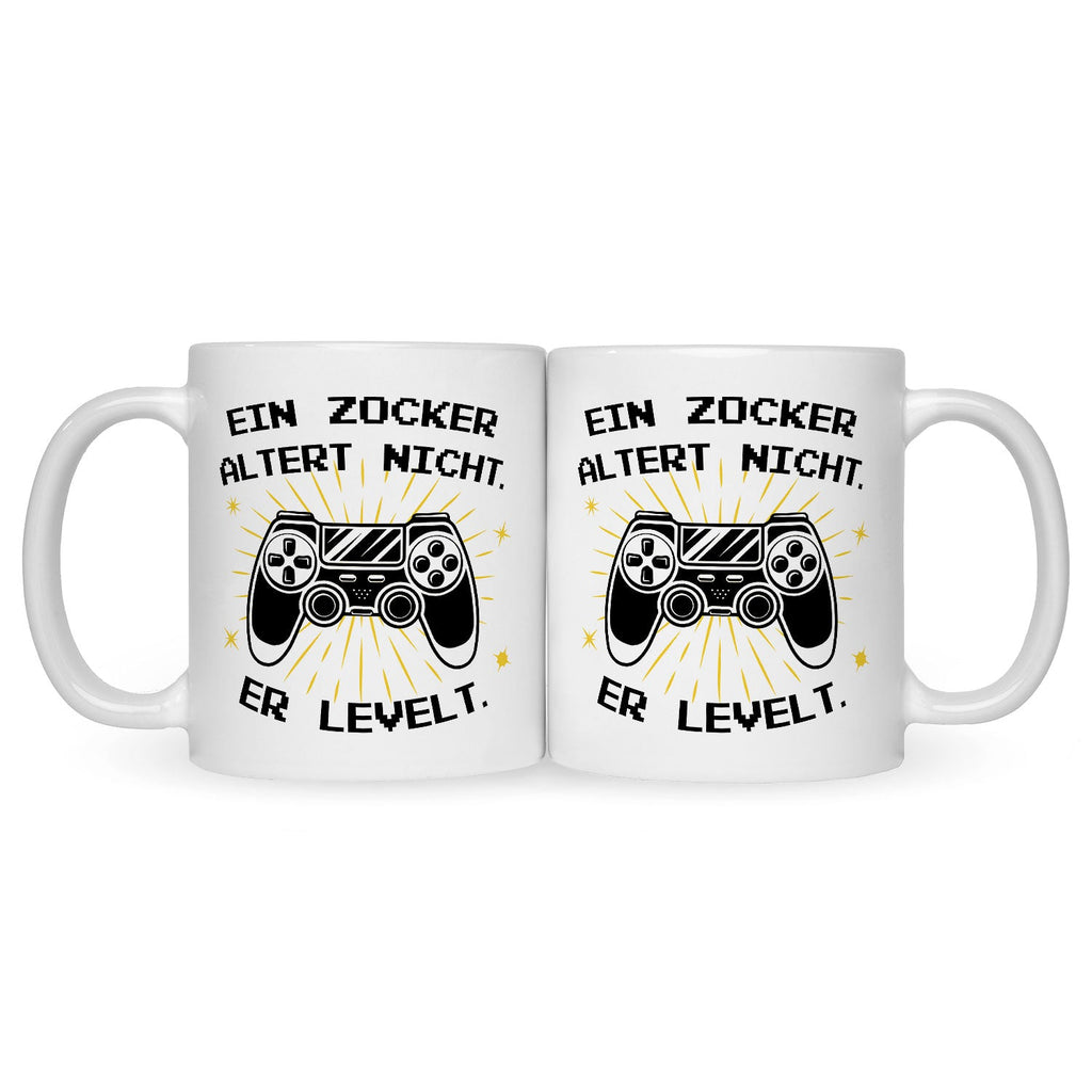 Bedruckte Tasse mit Spruch - Ein Zocker altert nicht er levelt