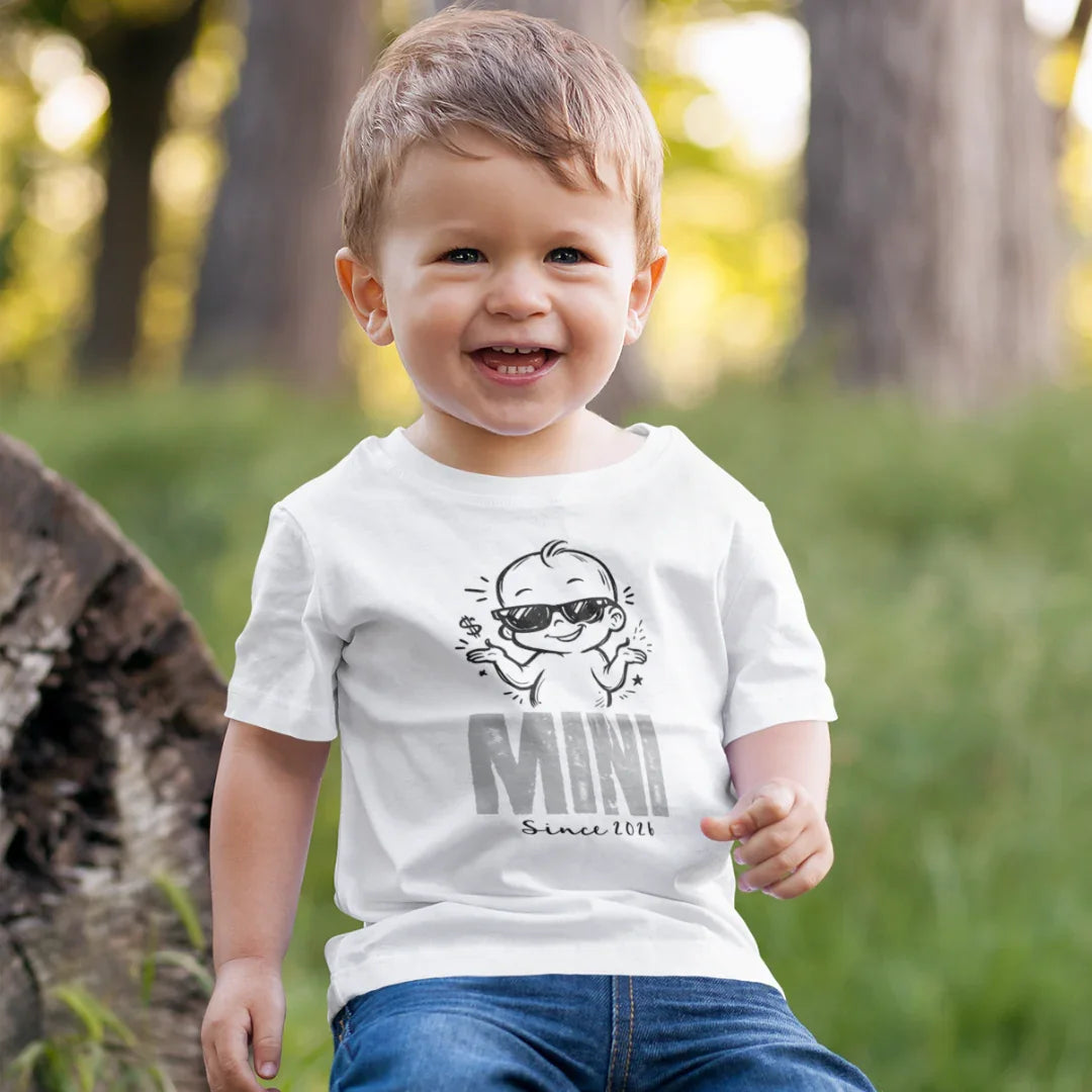 Baby T-Shirt SOLID ROCKS personalisiert
