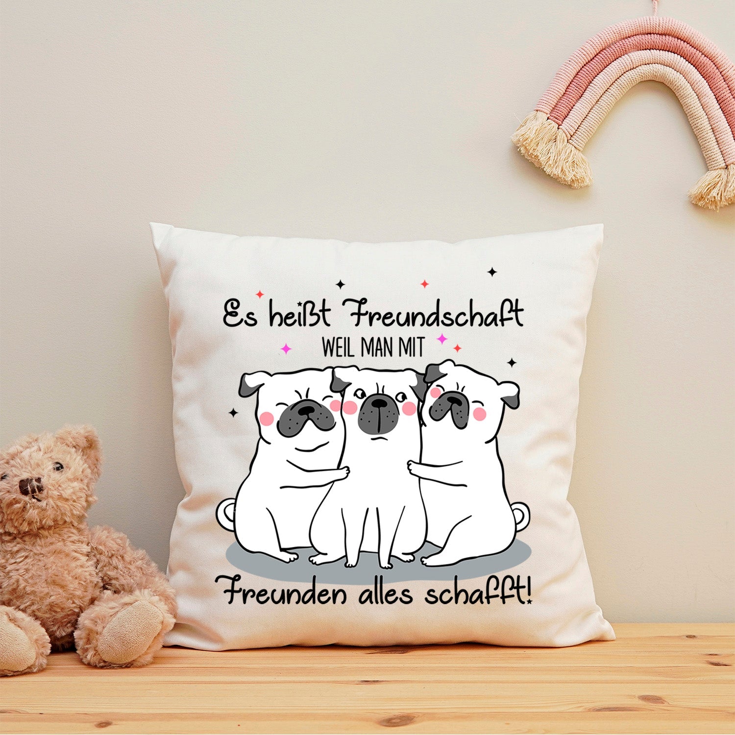 Bedrucktes Kissen mit Spruch Es heißt Freundschaft