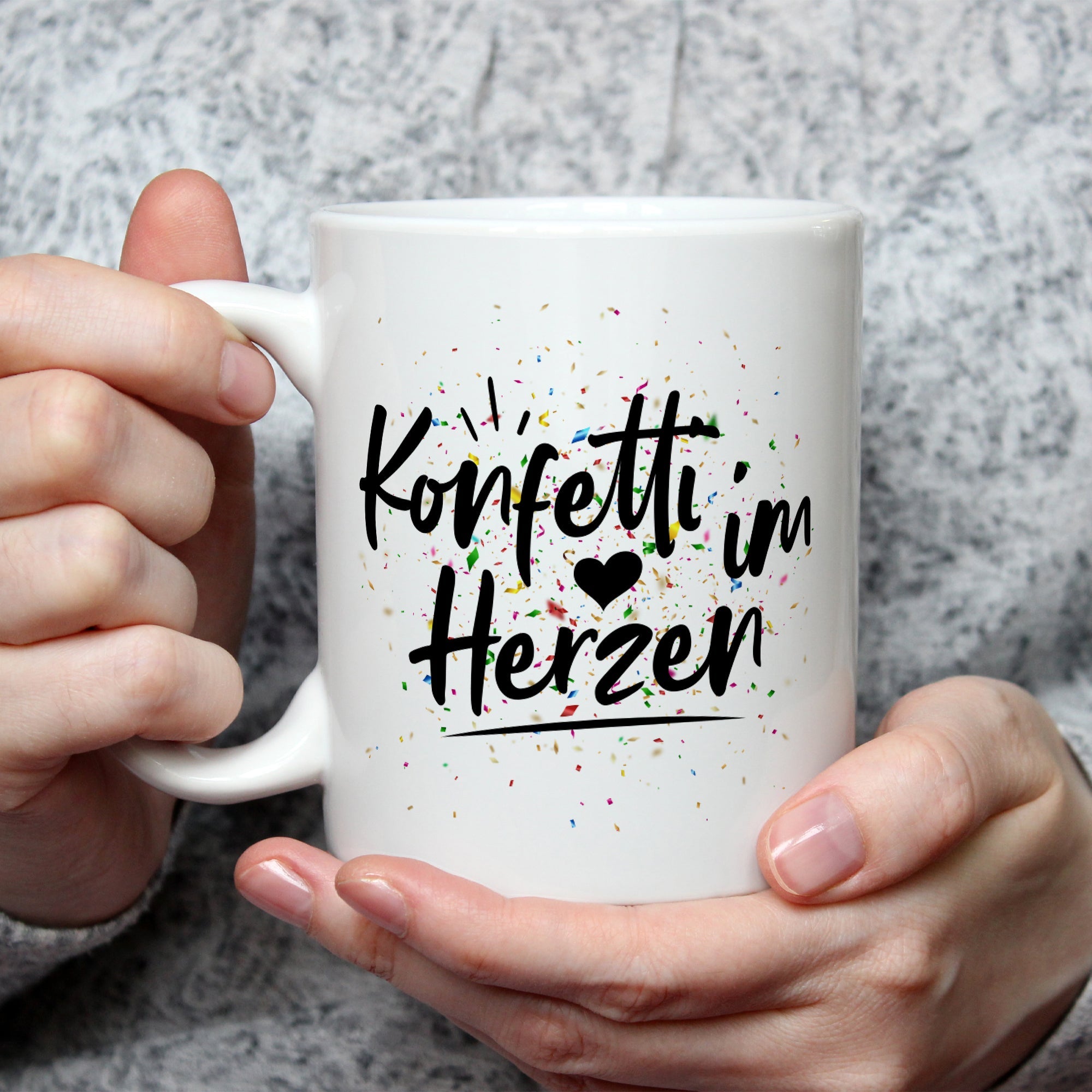 Bedruckte Tasse mit Spruch Konfetti im Herzen