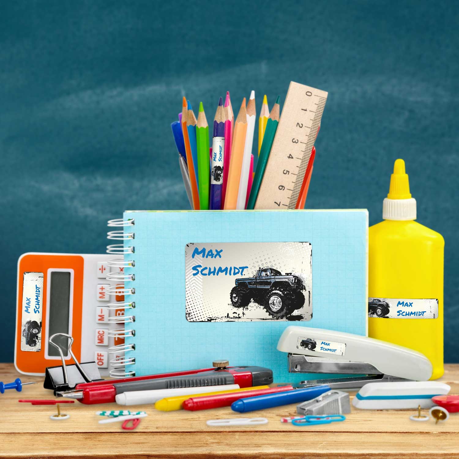 Schuletiketten mit Namen - Monstertruck Design - 100 Aufkleber in verschiedenen Größen