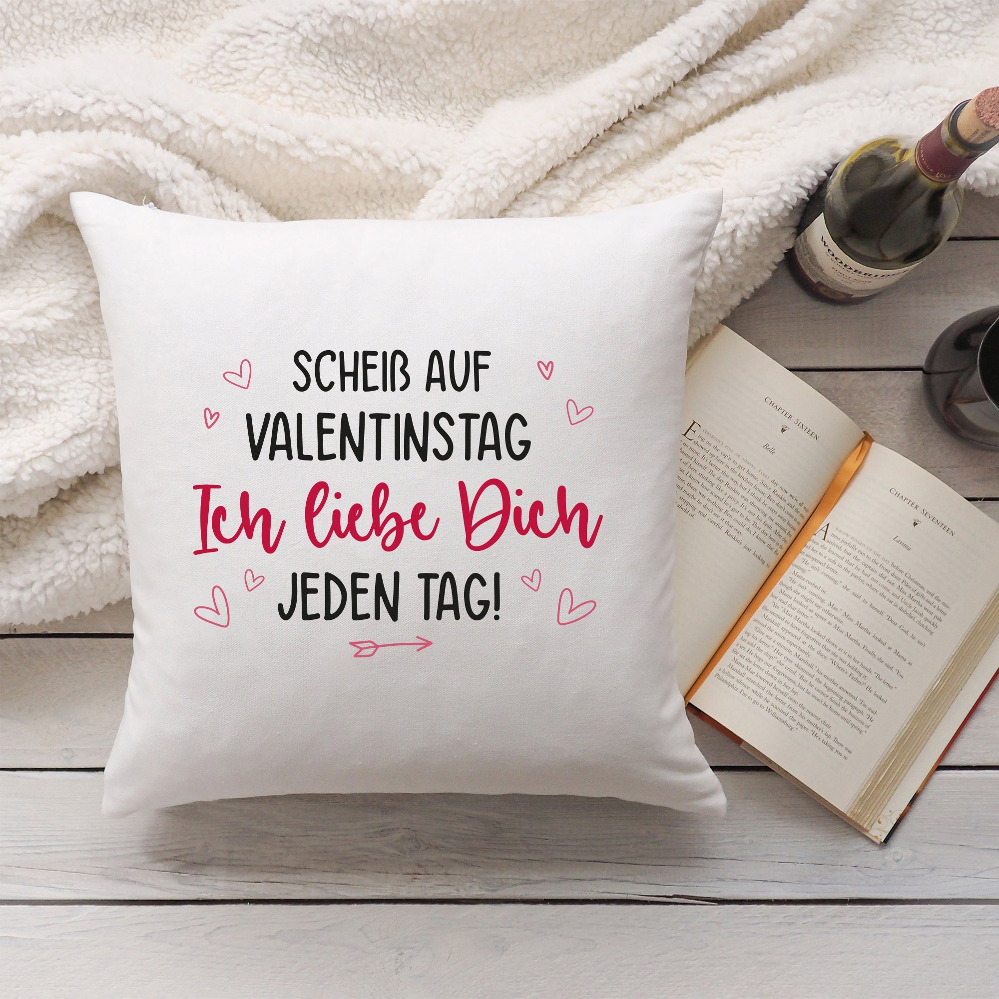 Bedrucktes Kissen mit Spruch Scheiß auf Valentinstag
