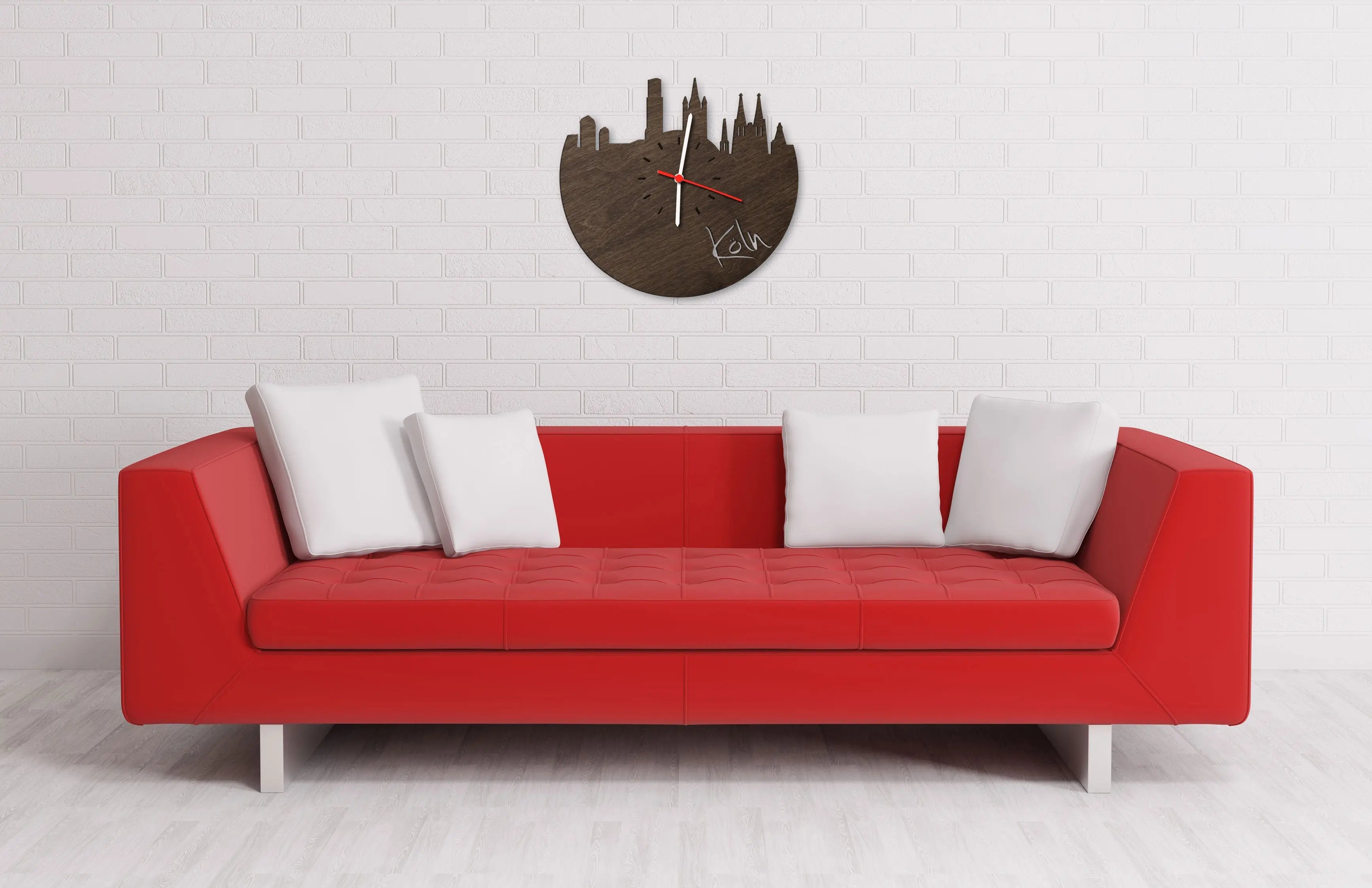 Wanduhr aus Holz Skyline Köln